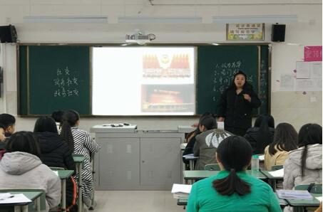 四川省档案学校新学期青年教师公开课拉开帷幕