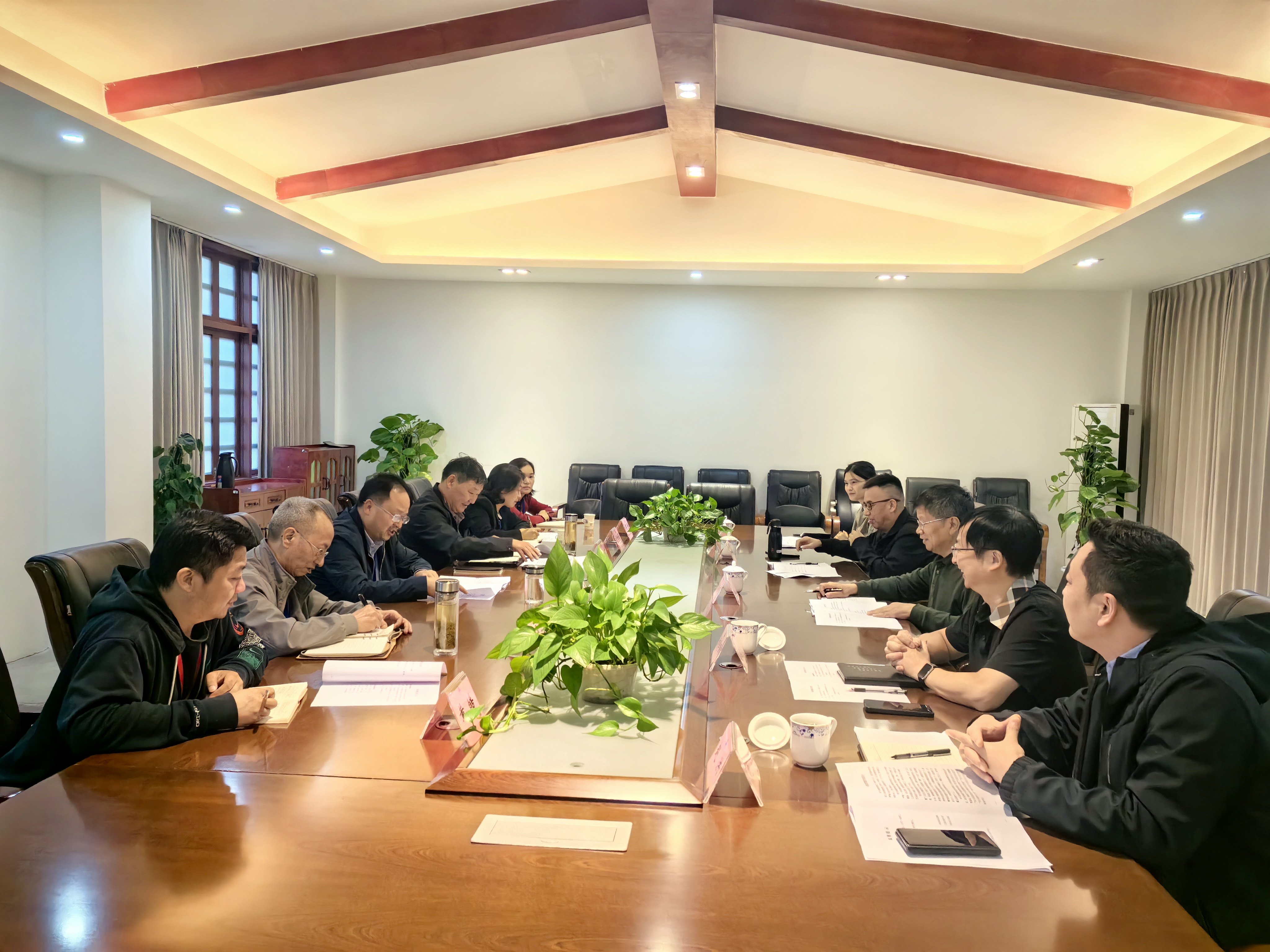 重庆市档案学会理事长唐润明一行到省档案学校调研考察     